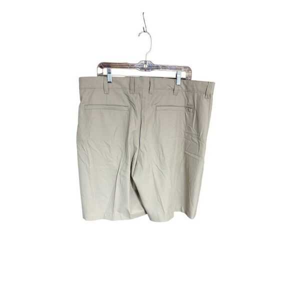 IZOD Golf Mens 38 Tan 365 Elastic Waist Shorts - Picture 2 of 4